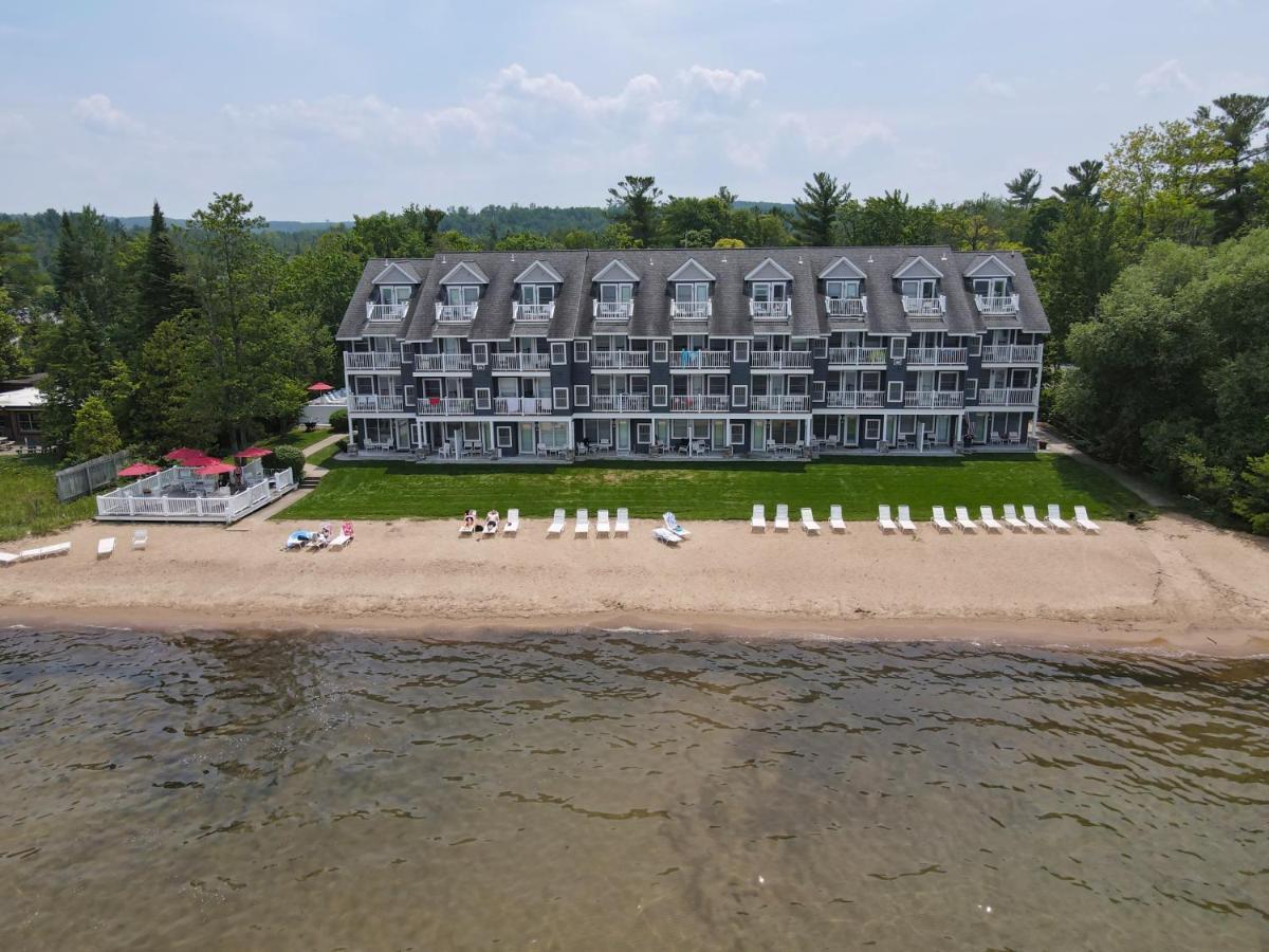103 North Shore Inn Traverse City Esterno foto