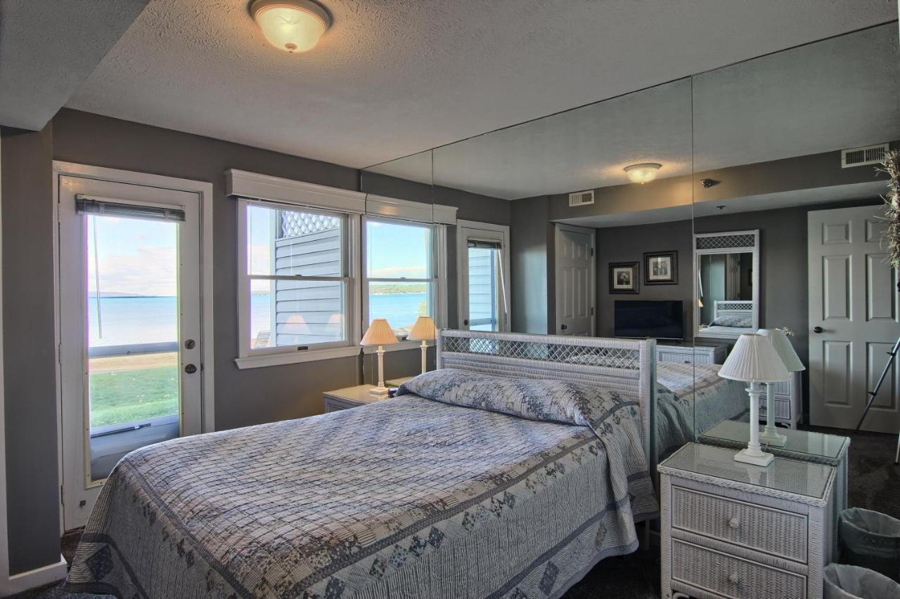 103 North Shore Inn Traverse City Esterno foto